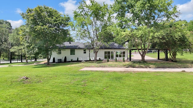 2501 Woodberry Dr, Nashville - listing photo 2