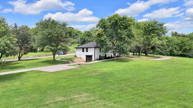 2501 Woodberry Dr, Nashville - listing photo 3