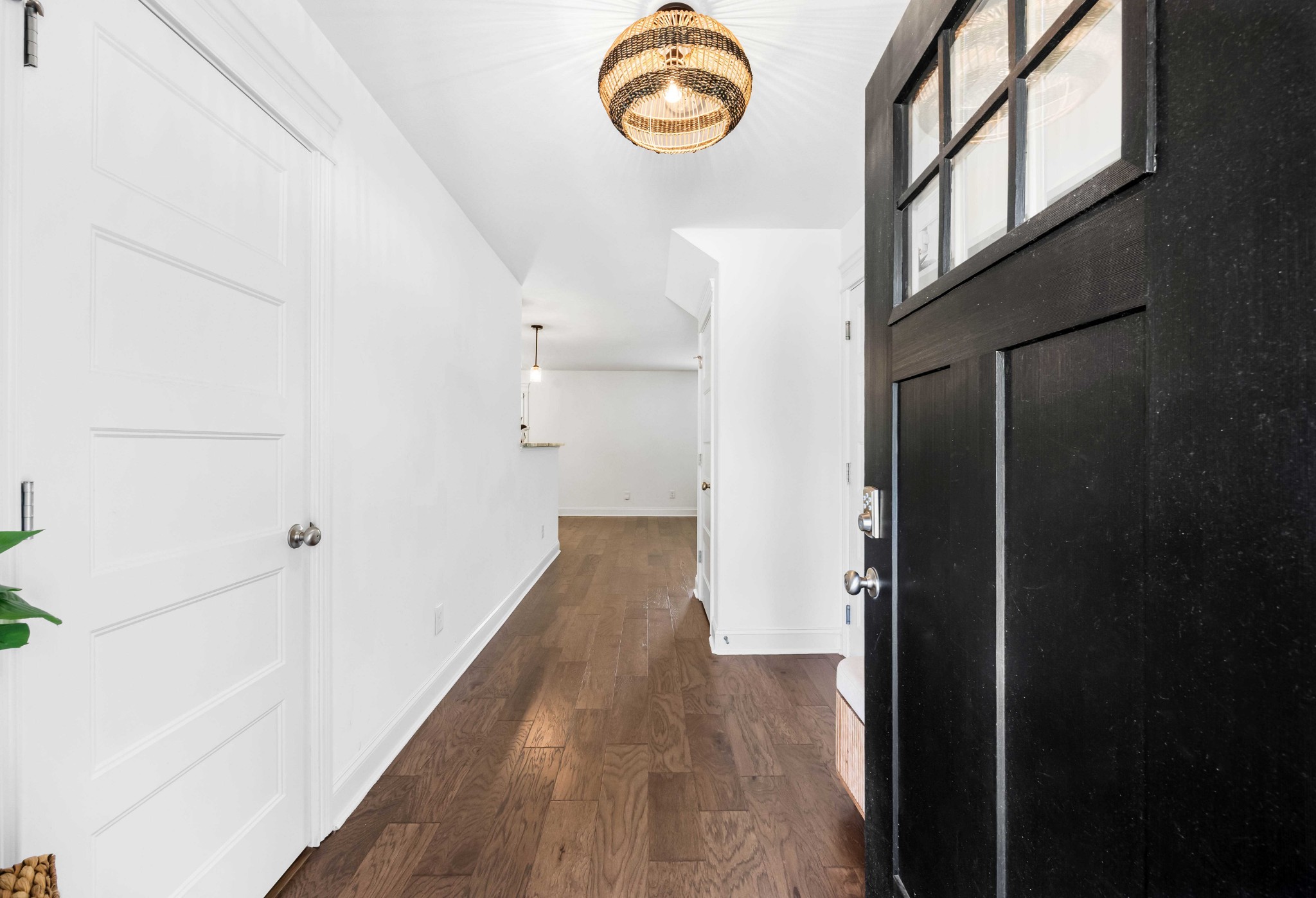 Clarksville, Tennessee 37042, United States, 3 Bedrooms Bedrooms, ,3 BathroomsBathrooms,Residential,Active,141555