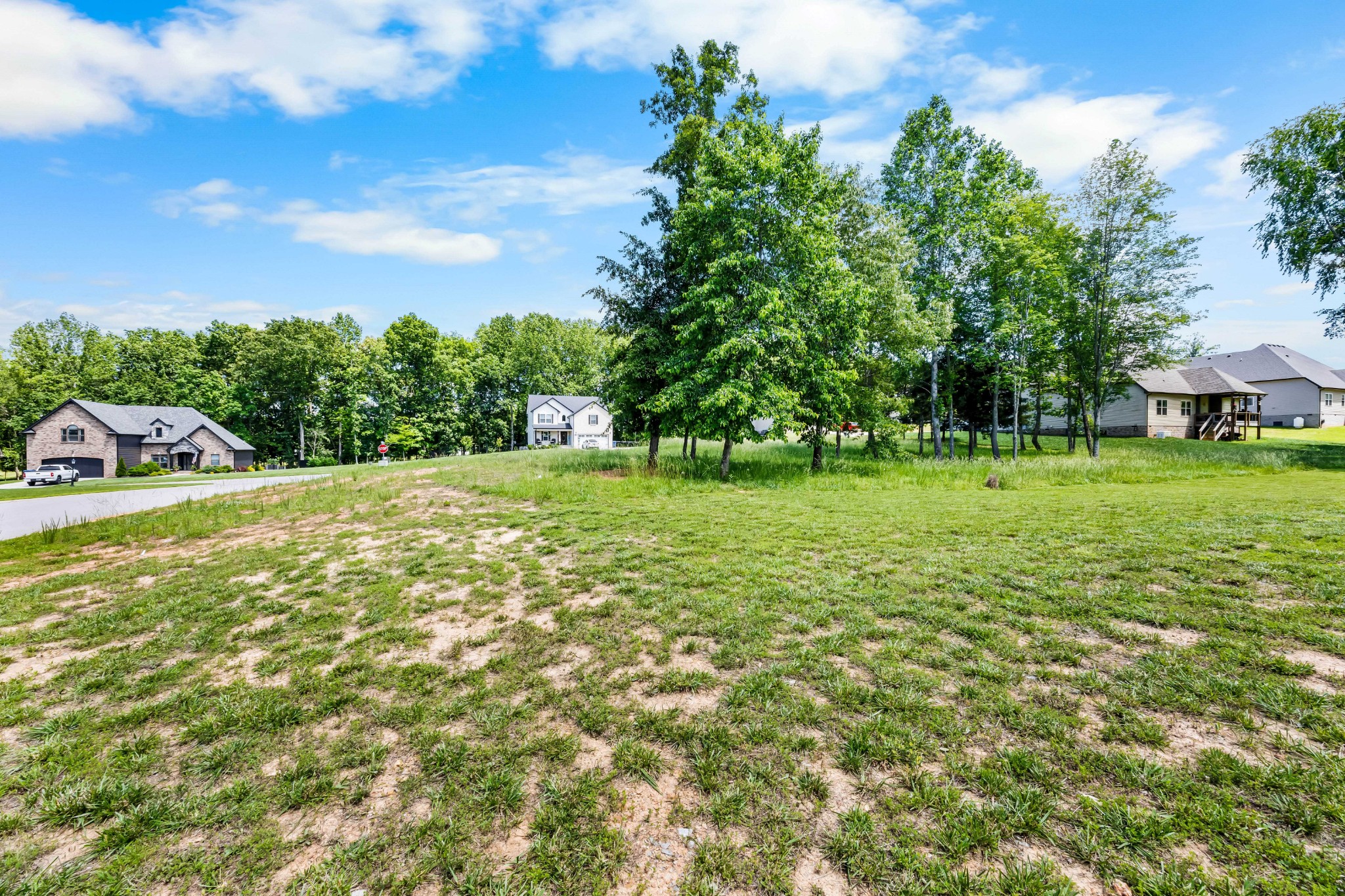 Clarksville, Tennessee 37042, United States, 3 Bedrooms Bedrooms, ,3 BathroomsBathrooms,Residential,Active,141555