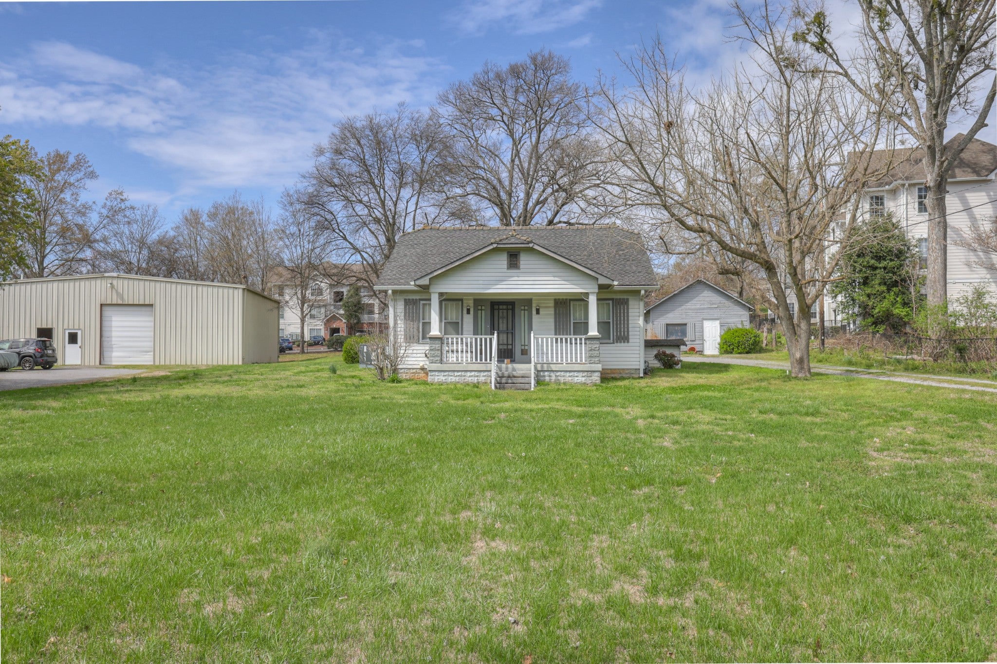 listing at 7114 Old Harding Pike, Nashville