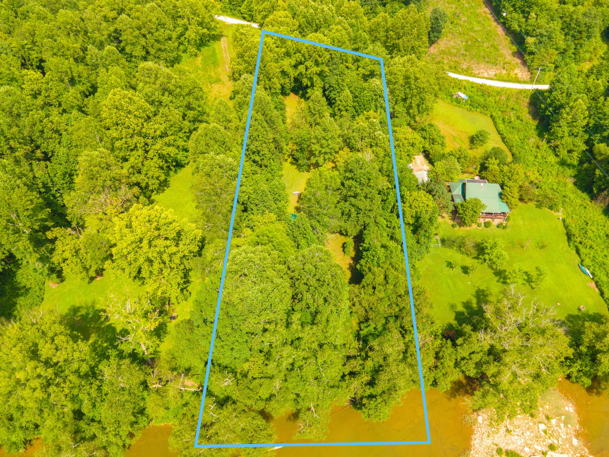 779 Henson LN