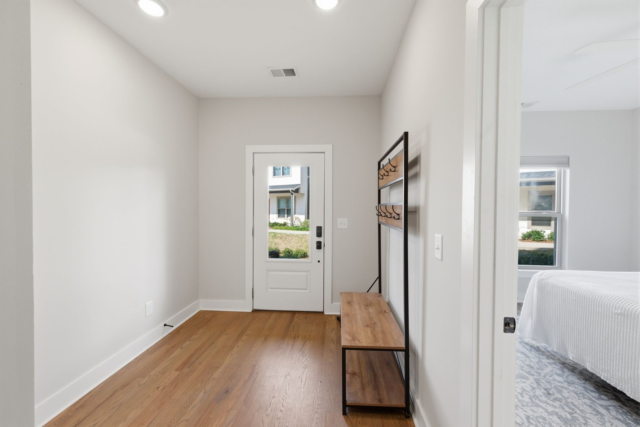 204 Thompson Park Dr