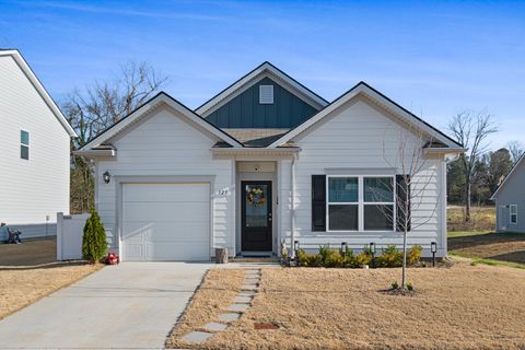 525 Hutton Dr Columbia TN 38401