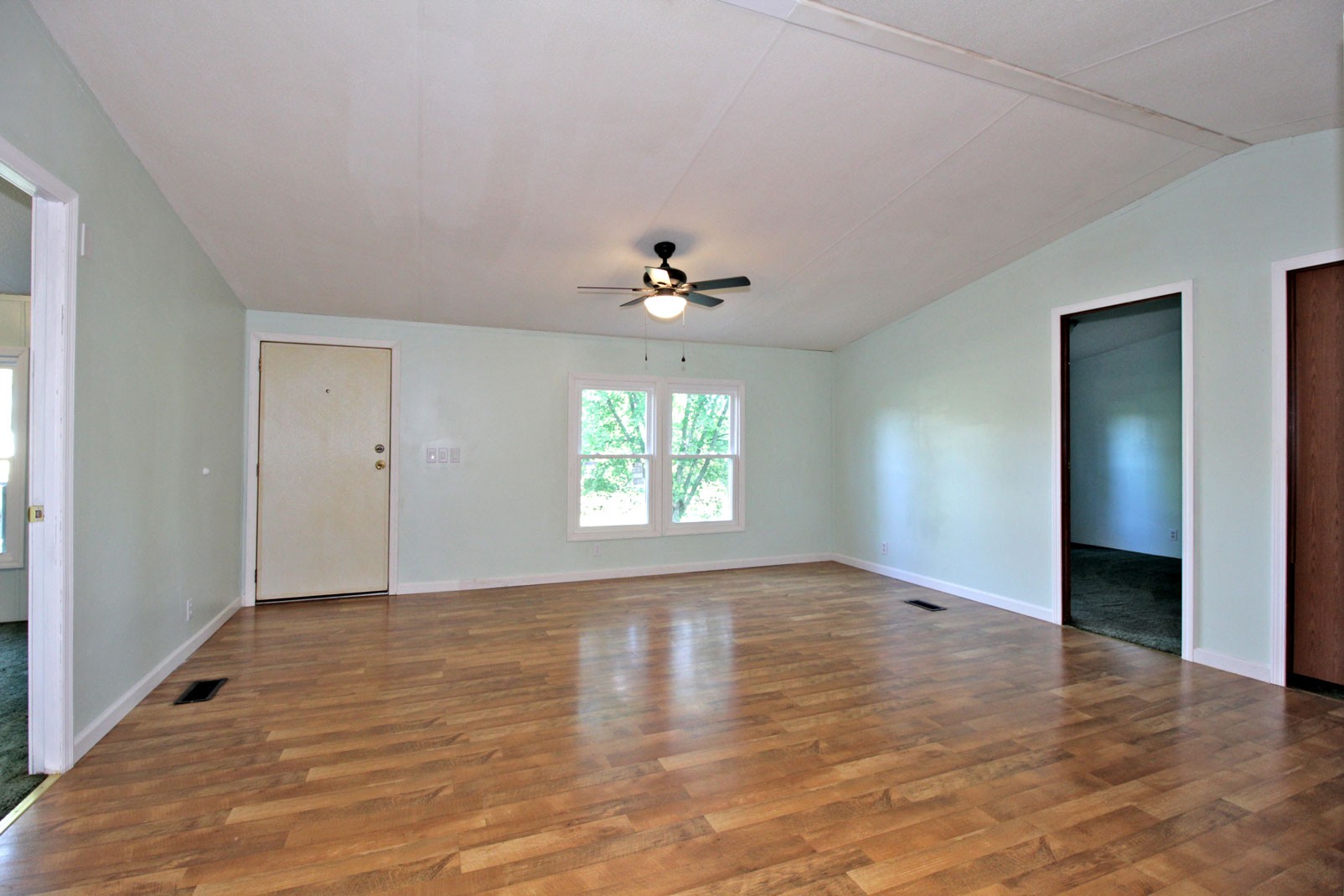 4368 Westside Dr