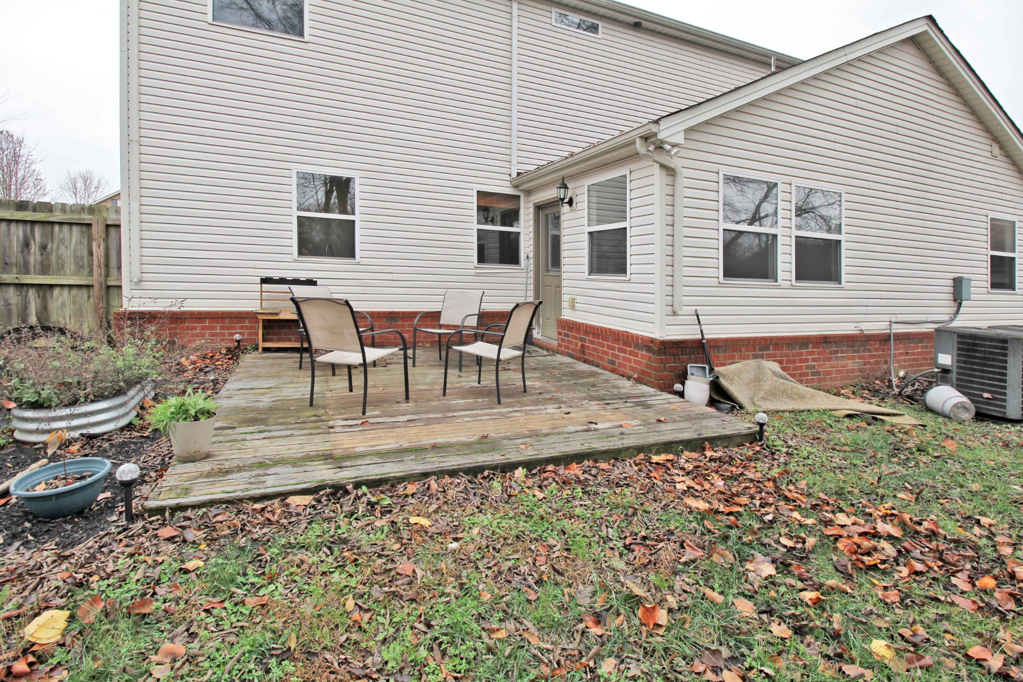 422 W Winterberry Trl