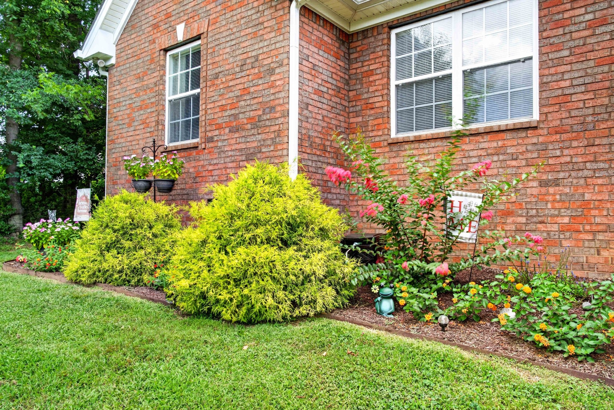 395 Bonita Parkway