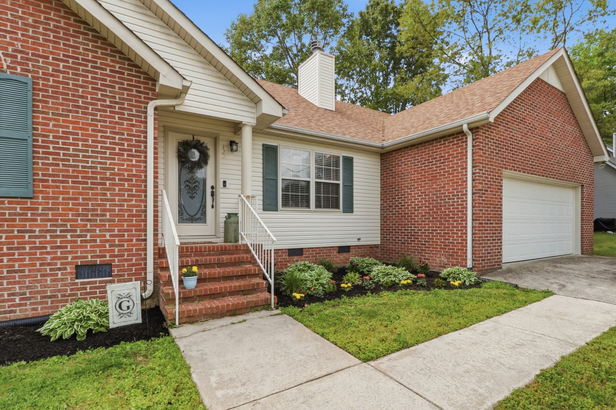 120 Jennings Cir