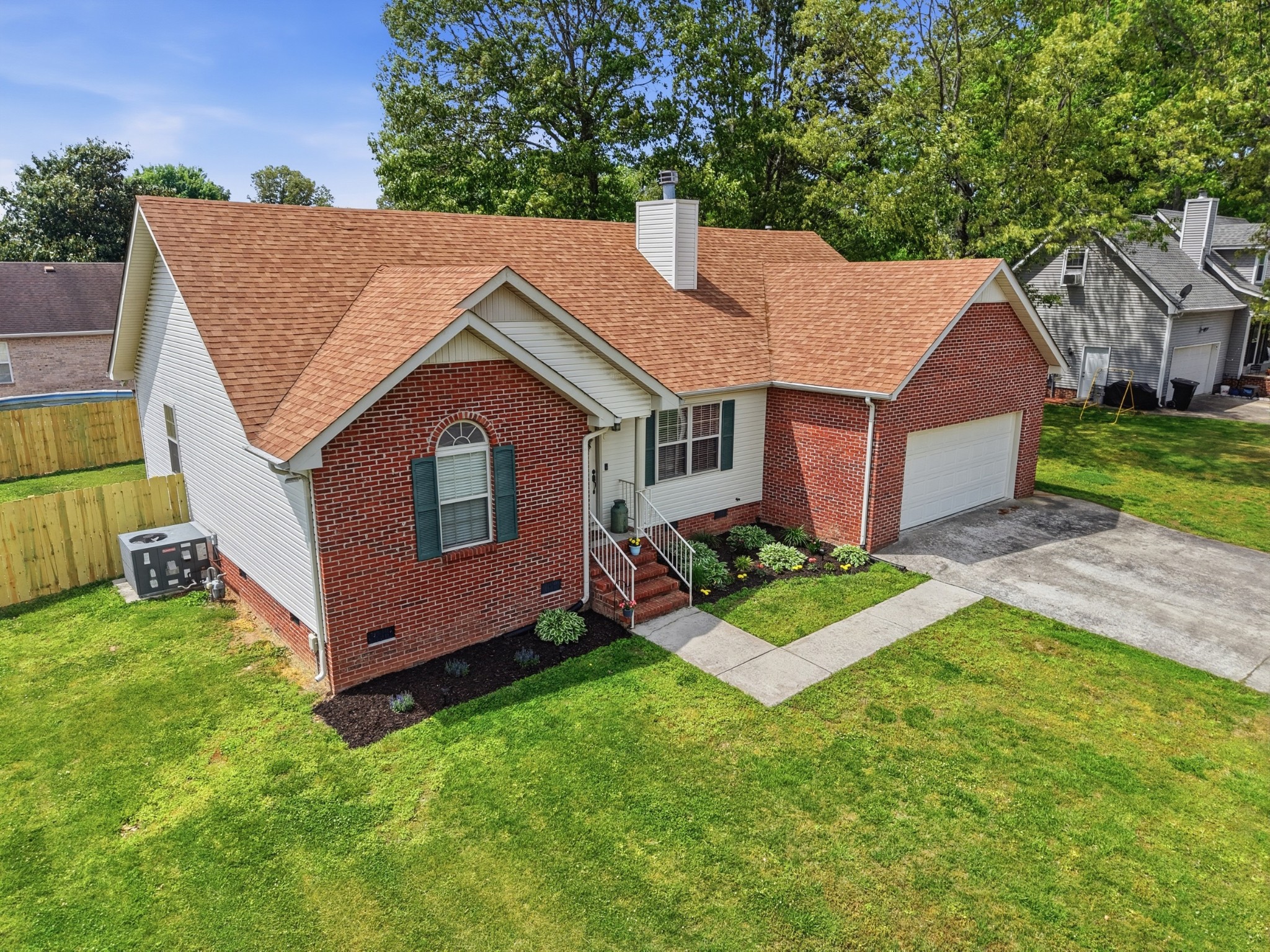 120 Jennings Cir