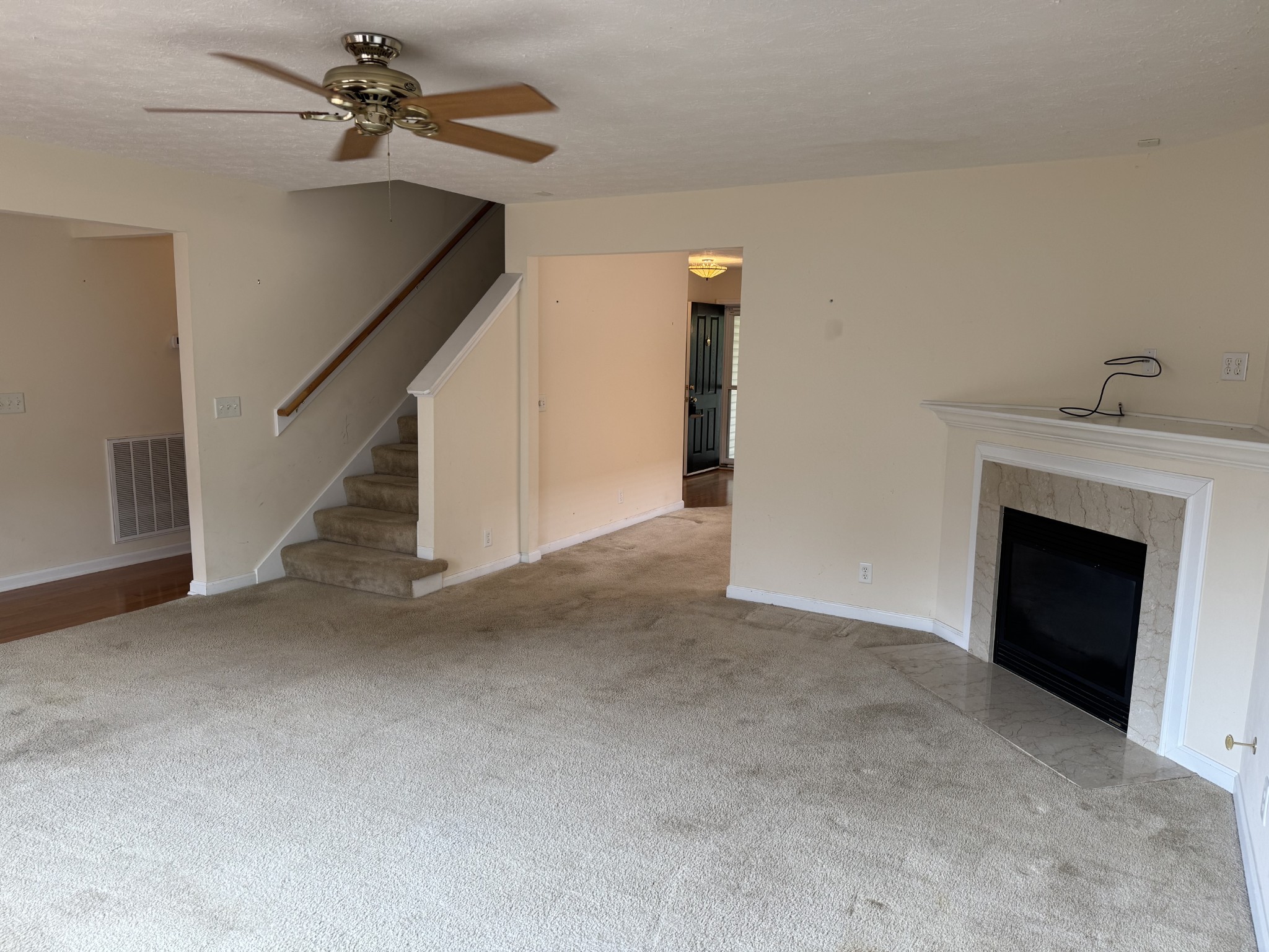 1019 Lexington Farms Dr