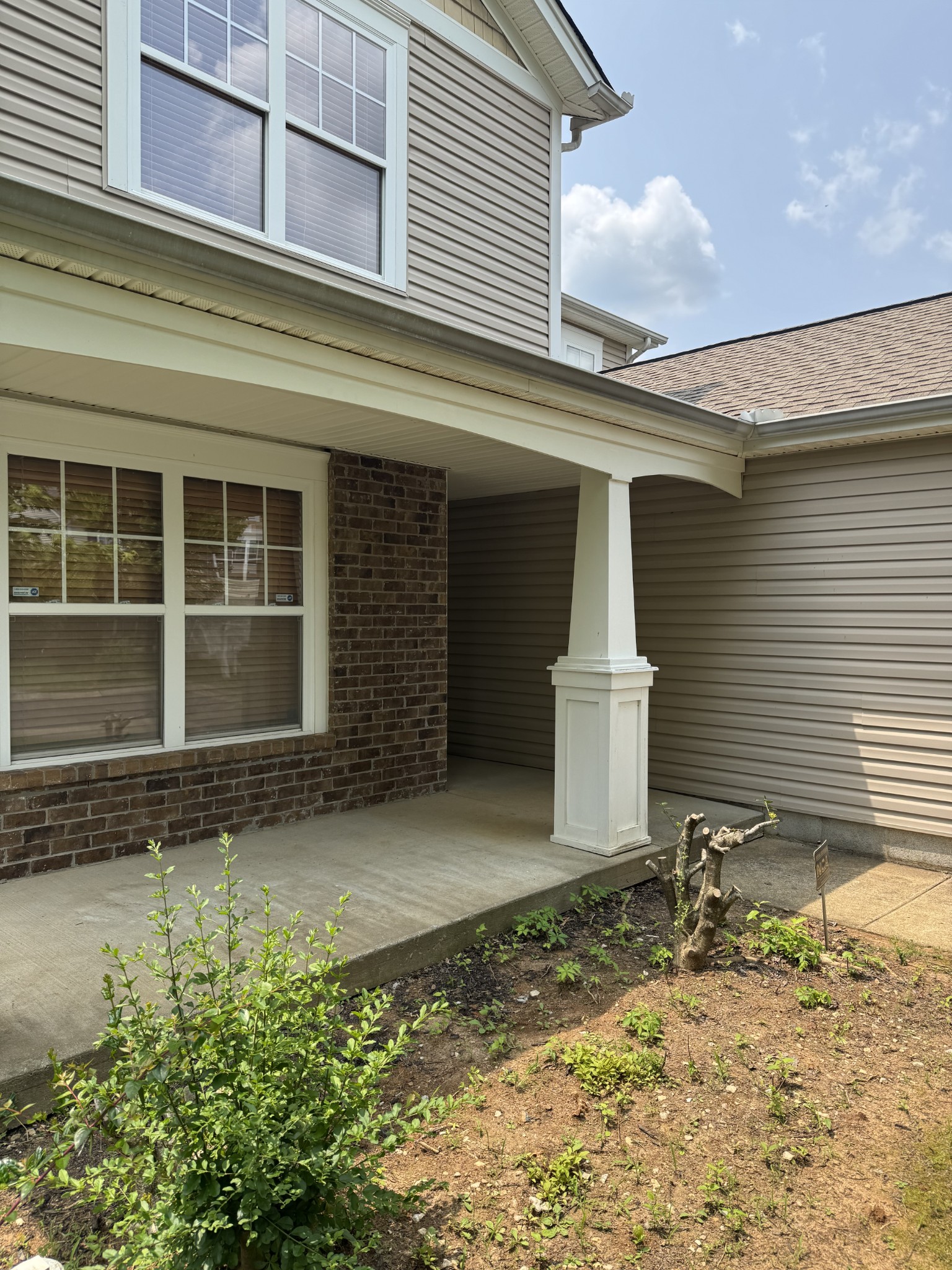 1019 Lexington Farms Dr