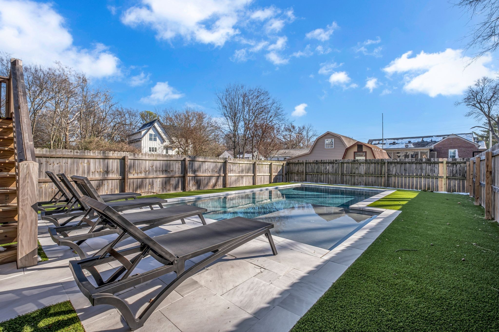 1007A Grandview Dr