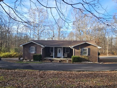 392 Feather Ridge Rd Charlotte TN 37036