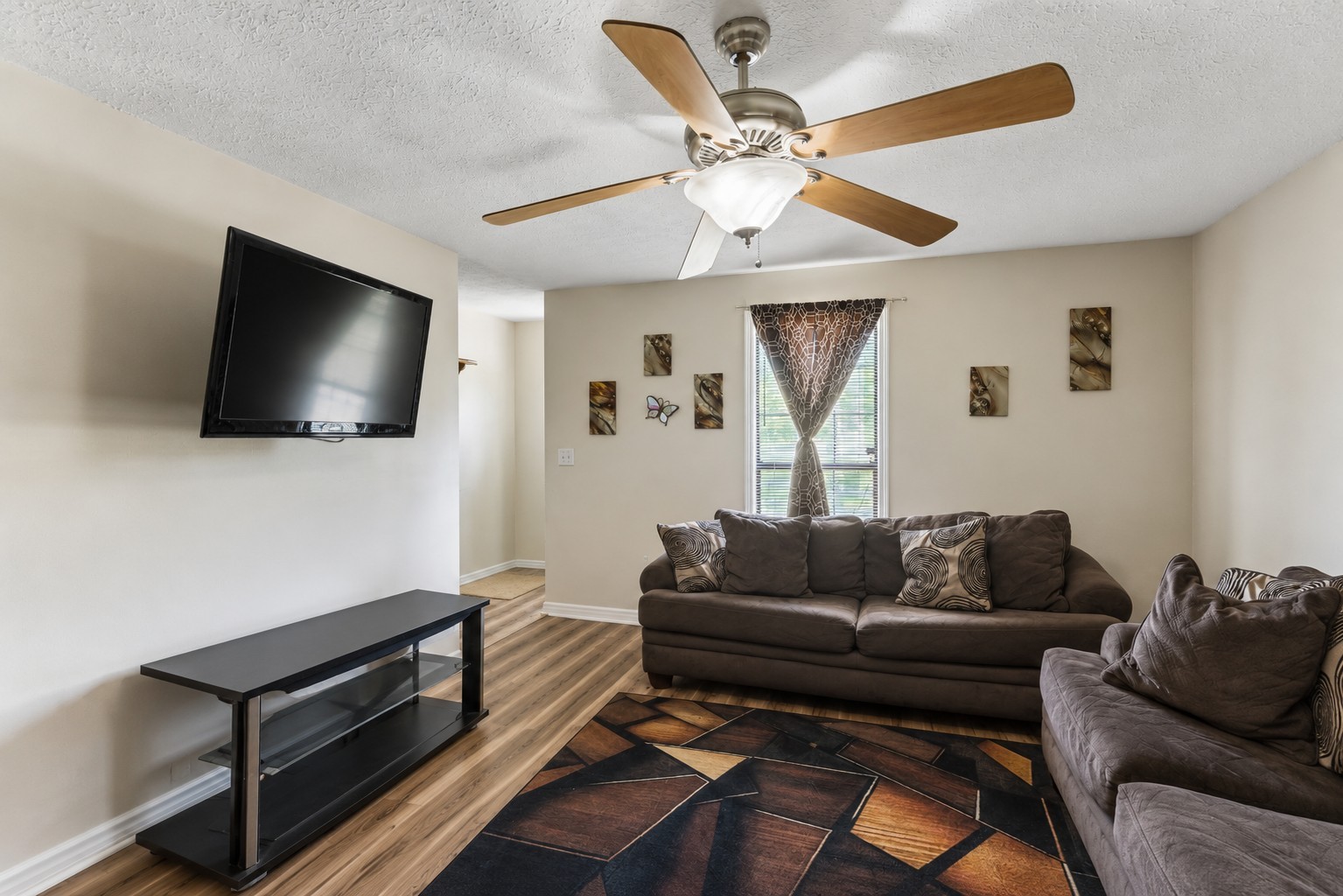 702 Enon Springs Rd W