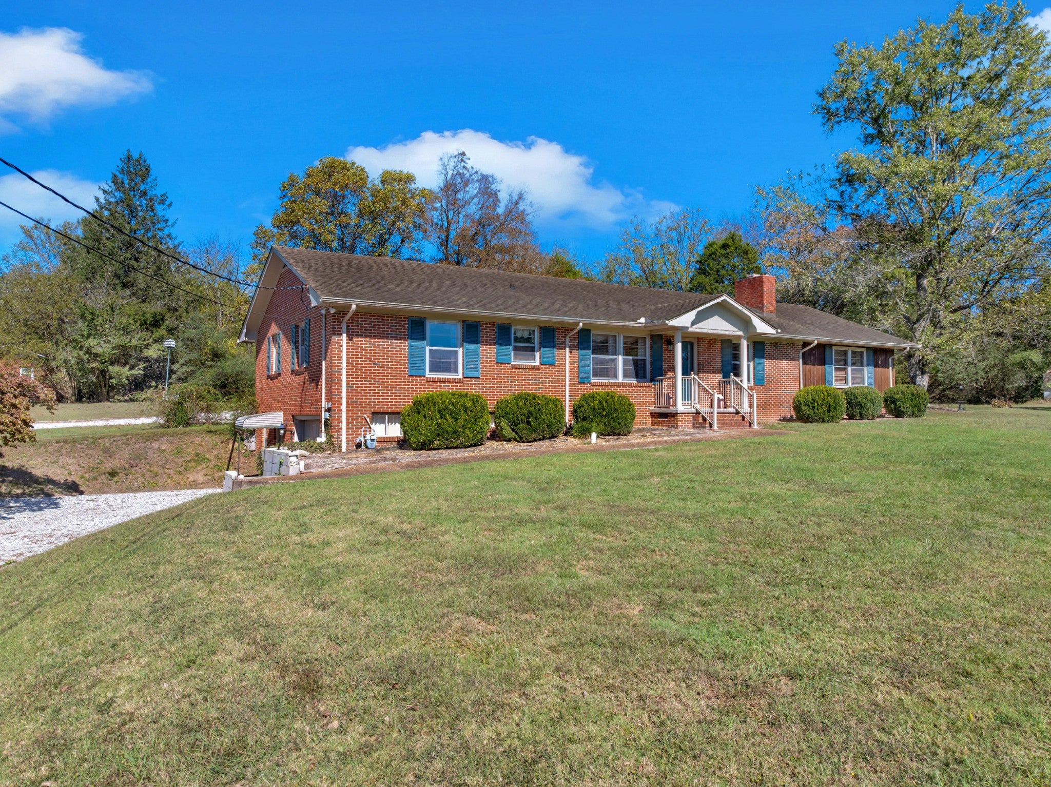 454 Redbud Cir