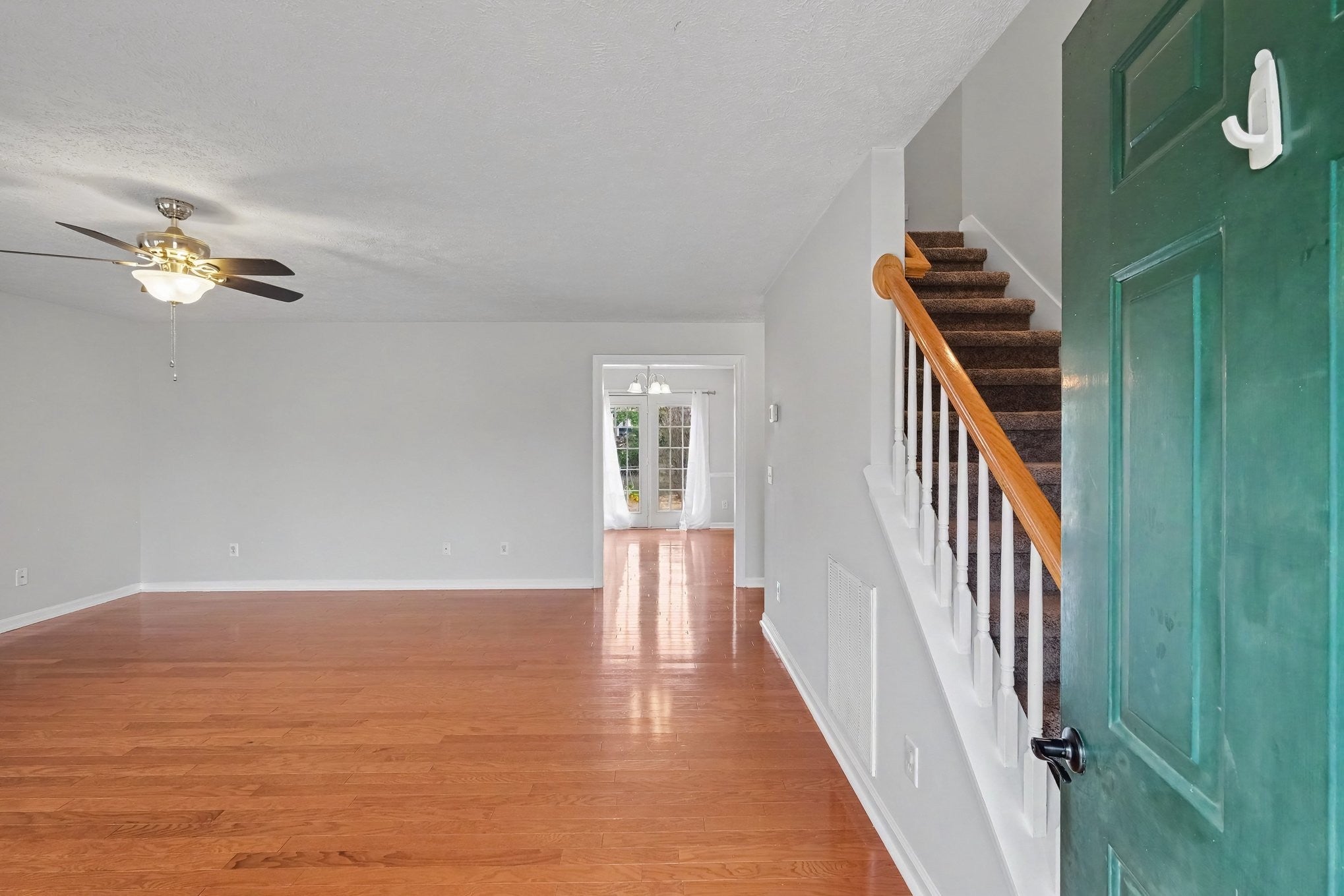 3112 Lancelot Dr