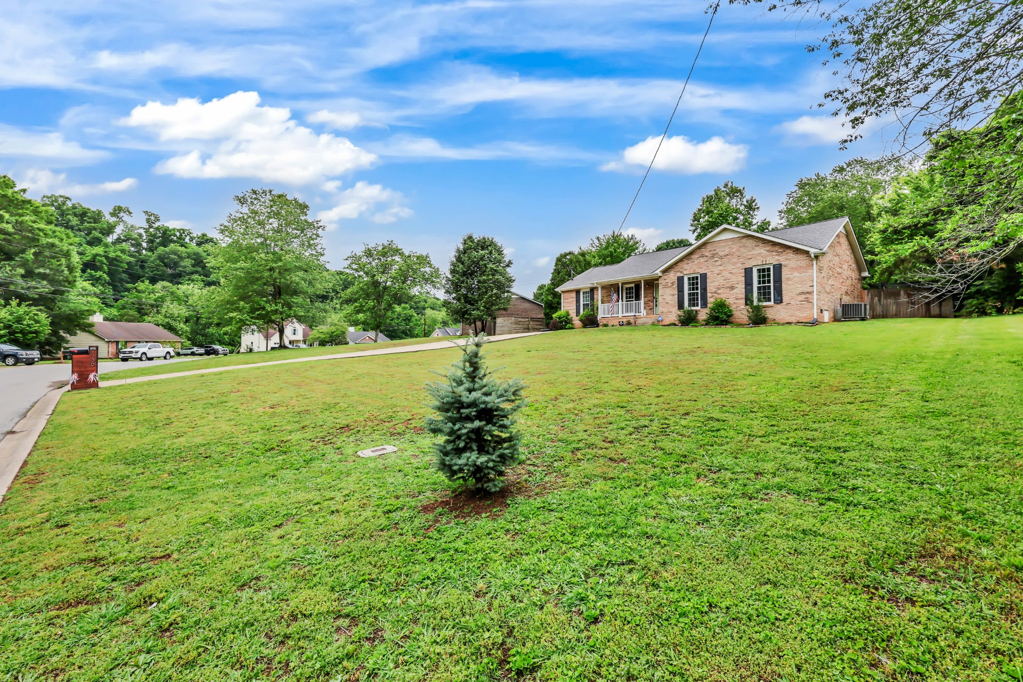 1738 Broadripple Dr