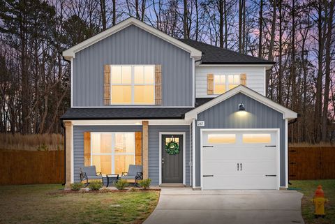 Photo of 287 Quarry Overlook Way, Clarksville, TN 37043 (MLS # 3129545)