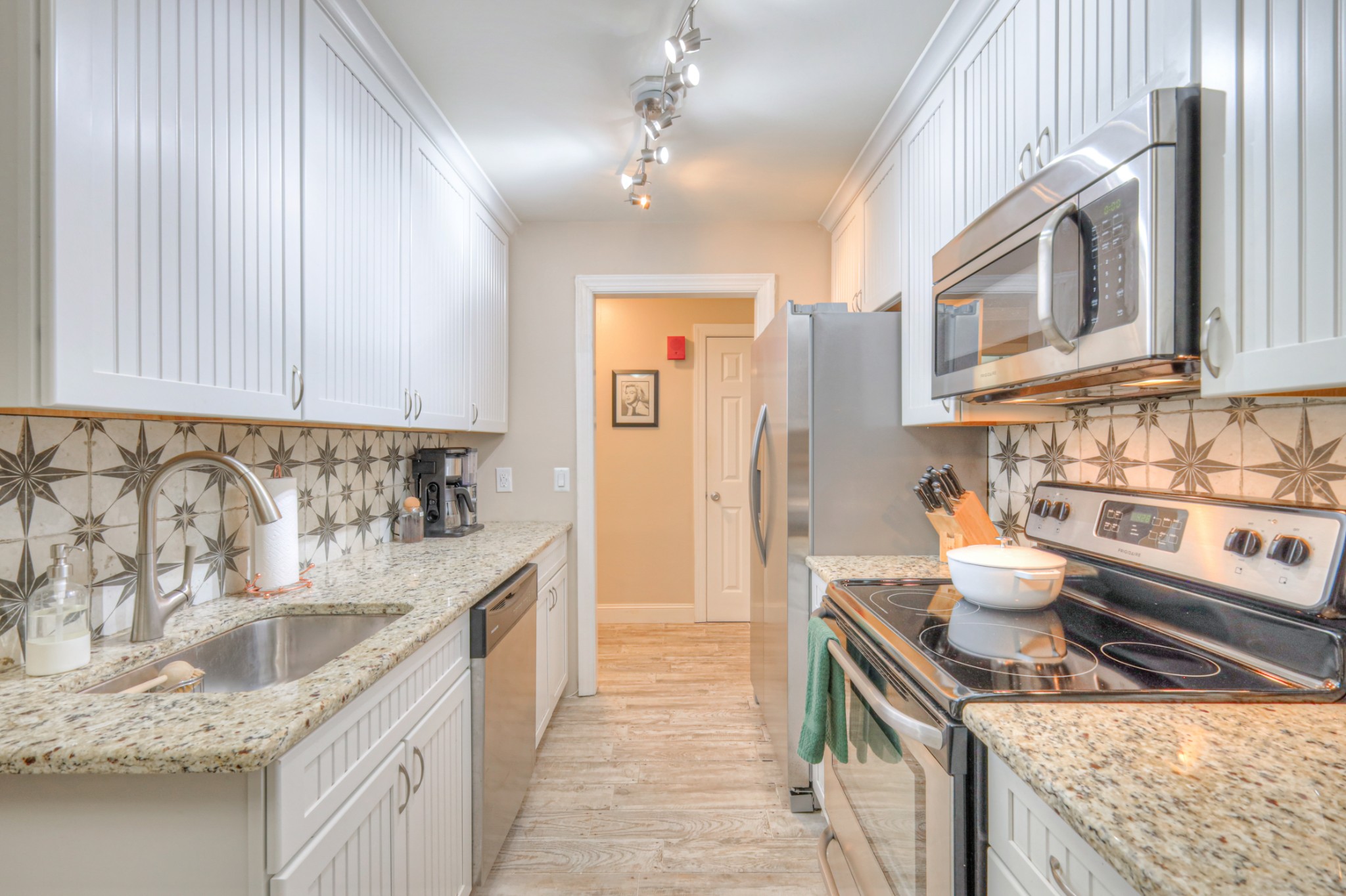 4425 Westlawn Dr B103