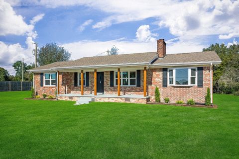 411 Allen Ferry Rd Smithville TN 37166