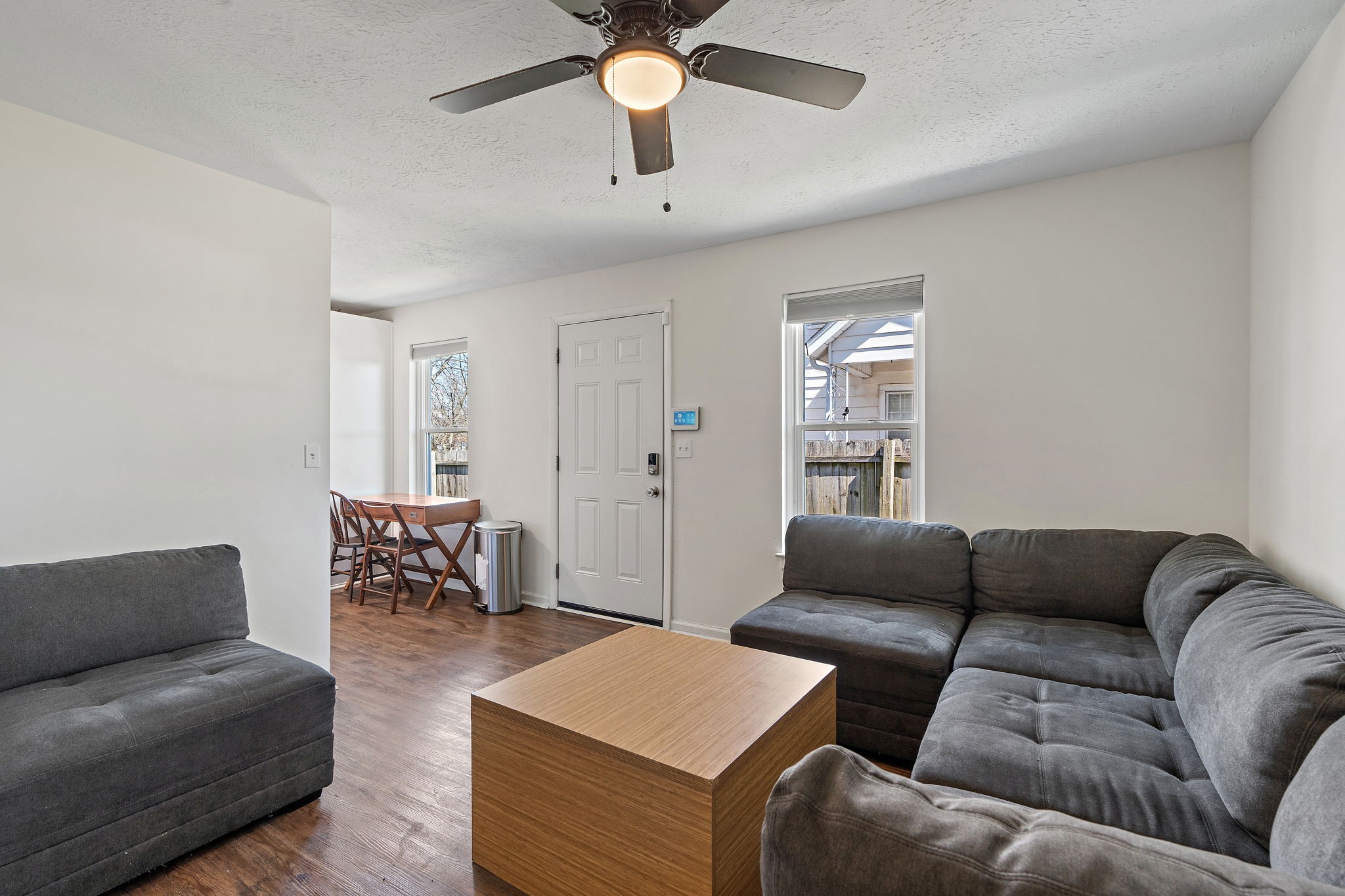 407 Edwin St