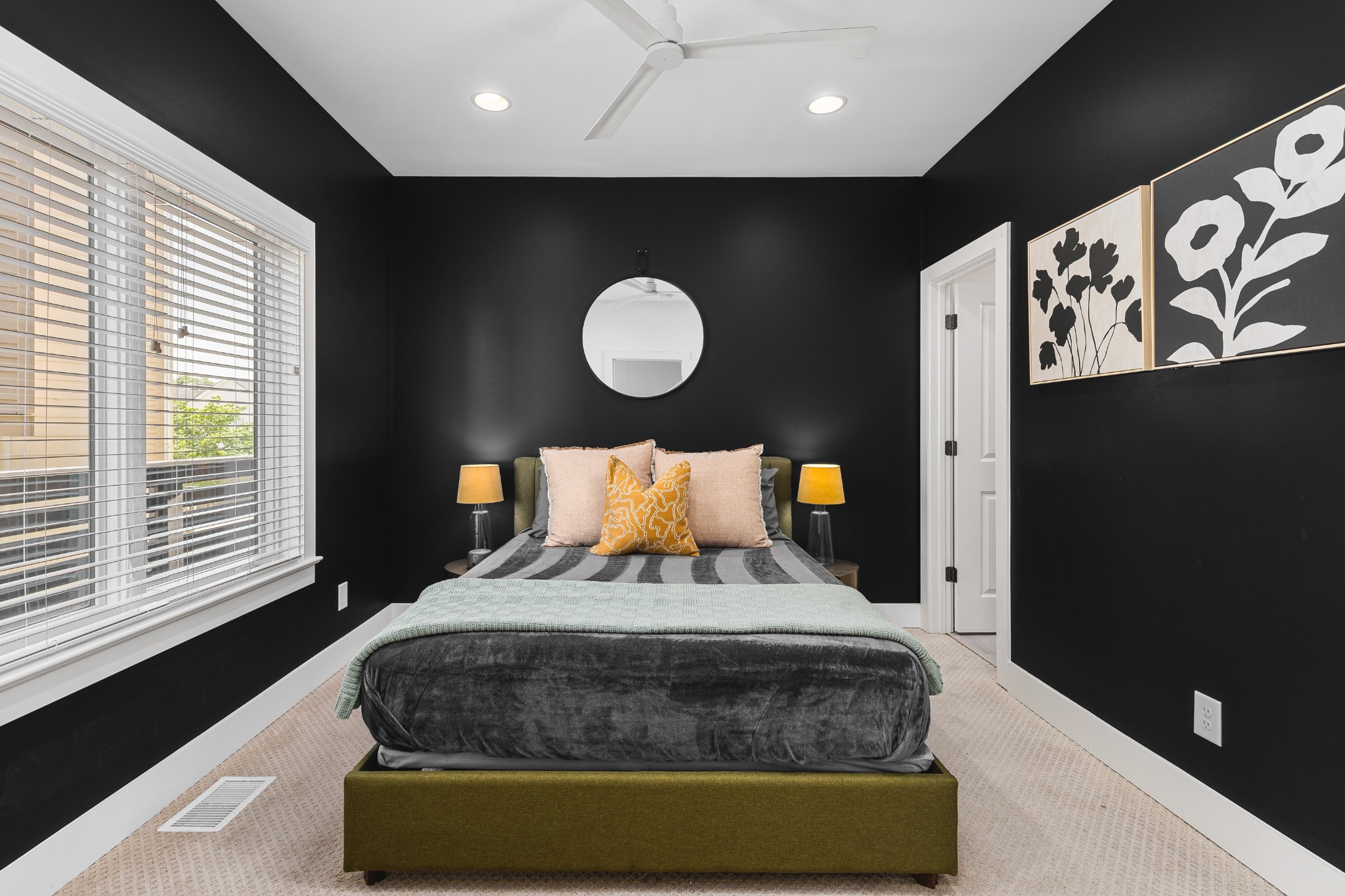 1033 Wedgewood Ave 2