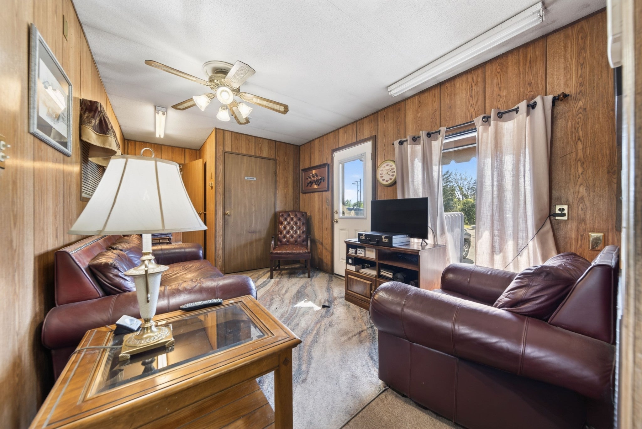 4025 Dickerson Pike