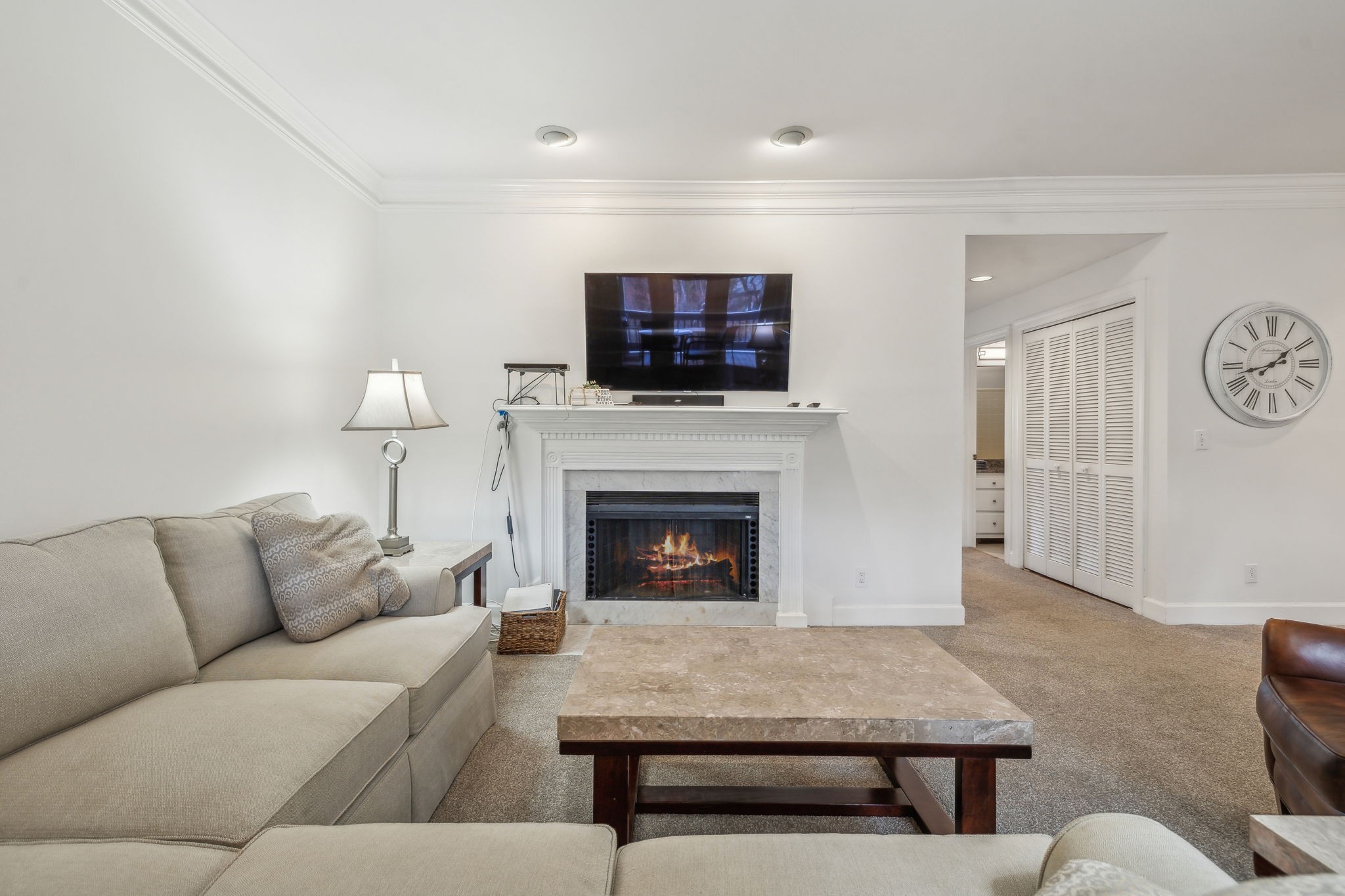 307 Ashlawn Ct 307
