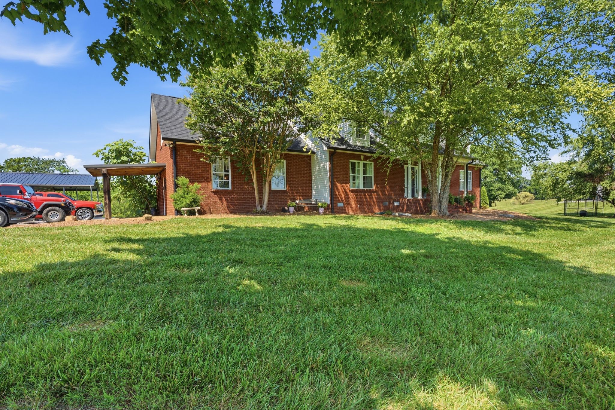 5017 Somerville Rd