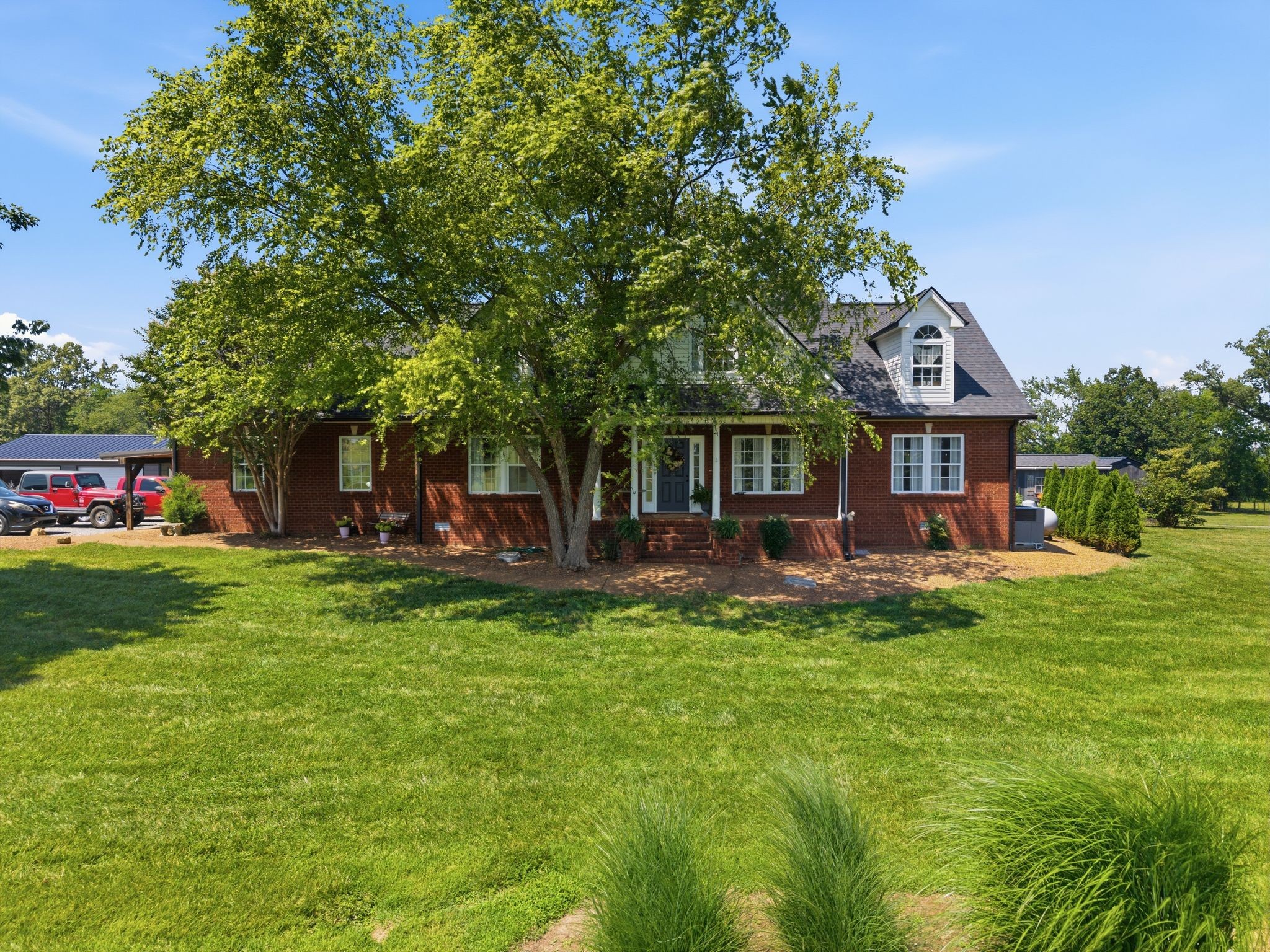 5017 Somerville Rd