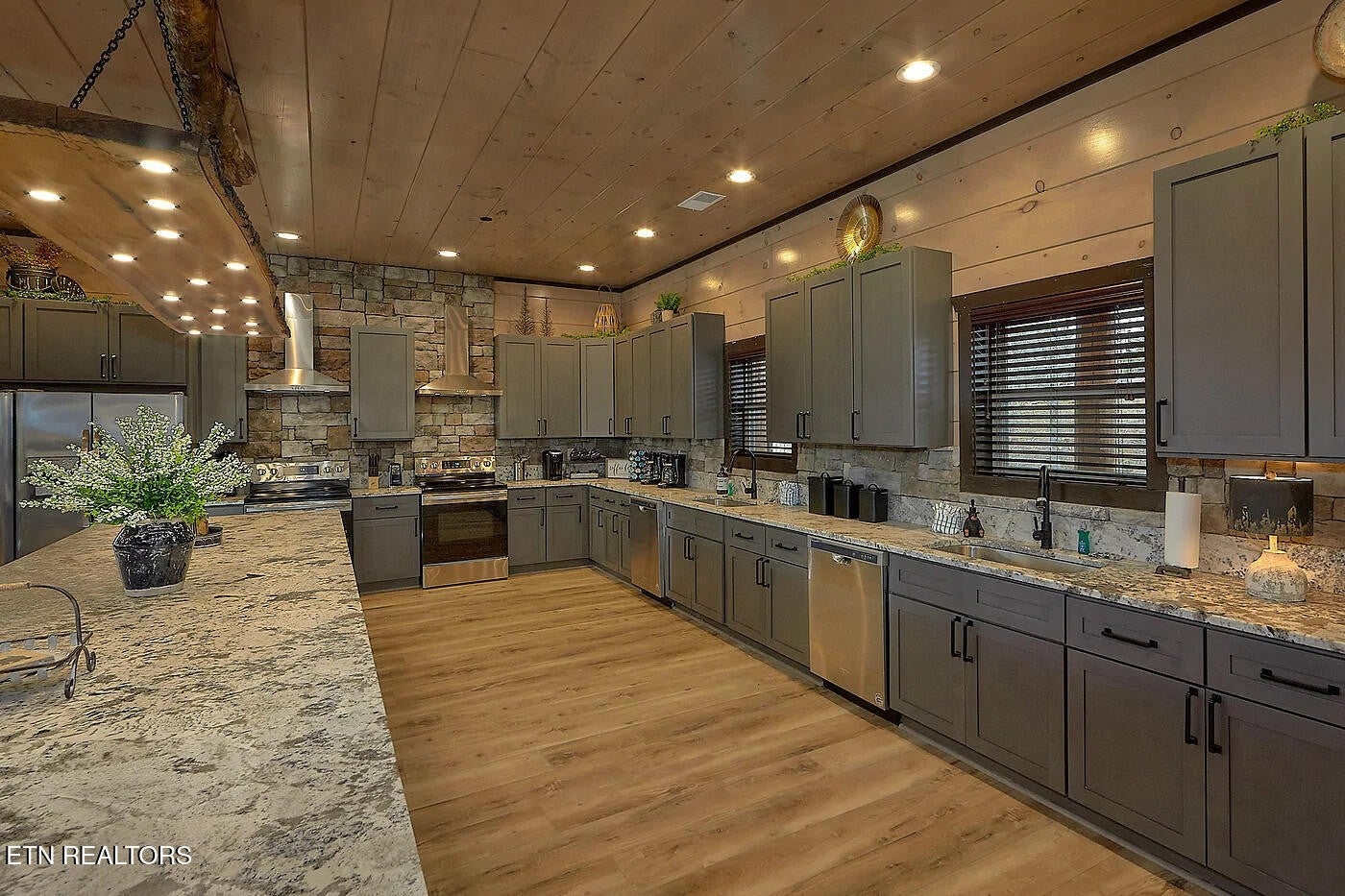 1175 Woodland Trek Lane