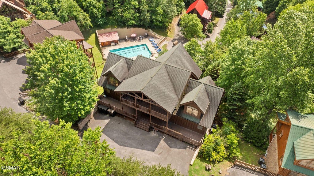 326 Alpine Mountain Way