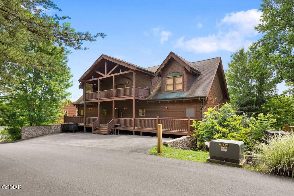 326 Alpine Mountain Way