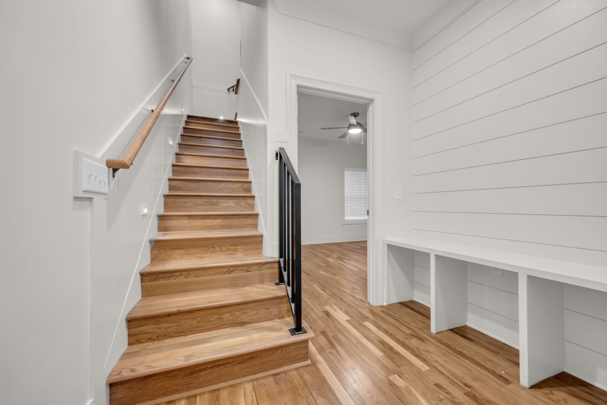 6305 Robertson Ave 4