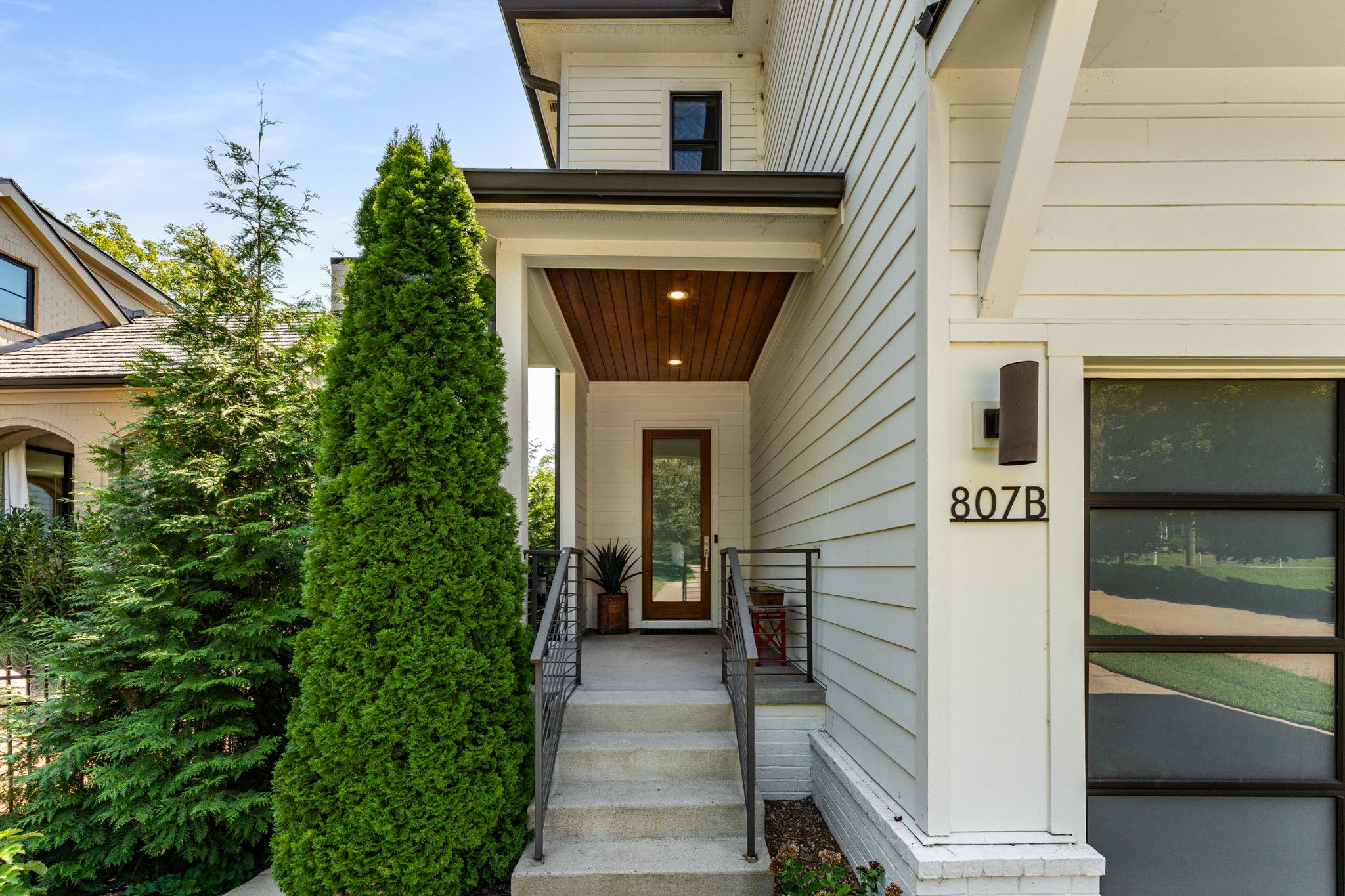 807B Porter Rd