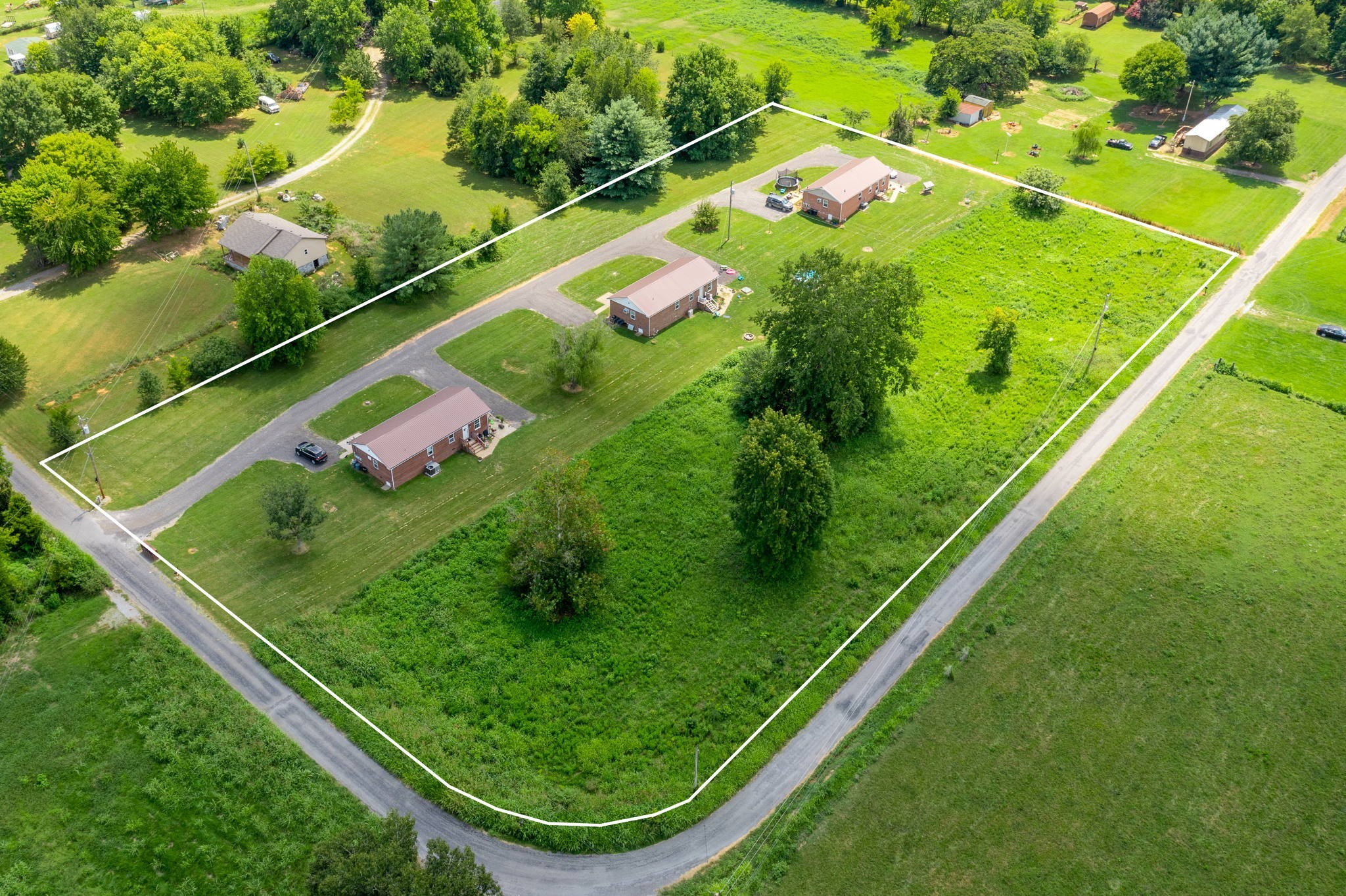 7560 Greenwood Rd