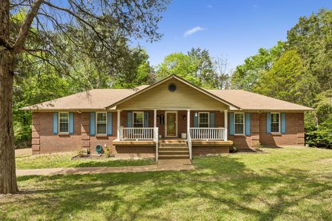 1912 Graceland Dr Goodlettsville TN 37072