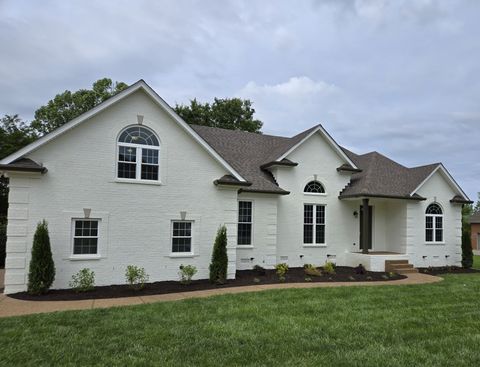 518 Lexington Dr Lebanon TN 37087