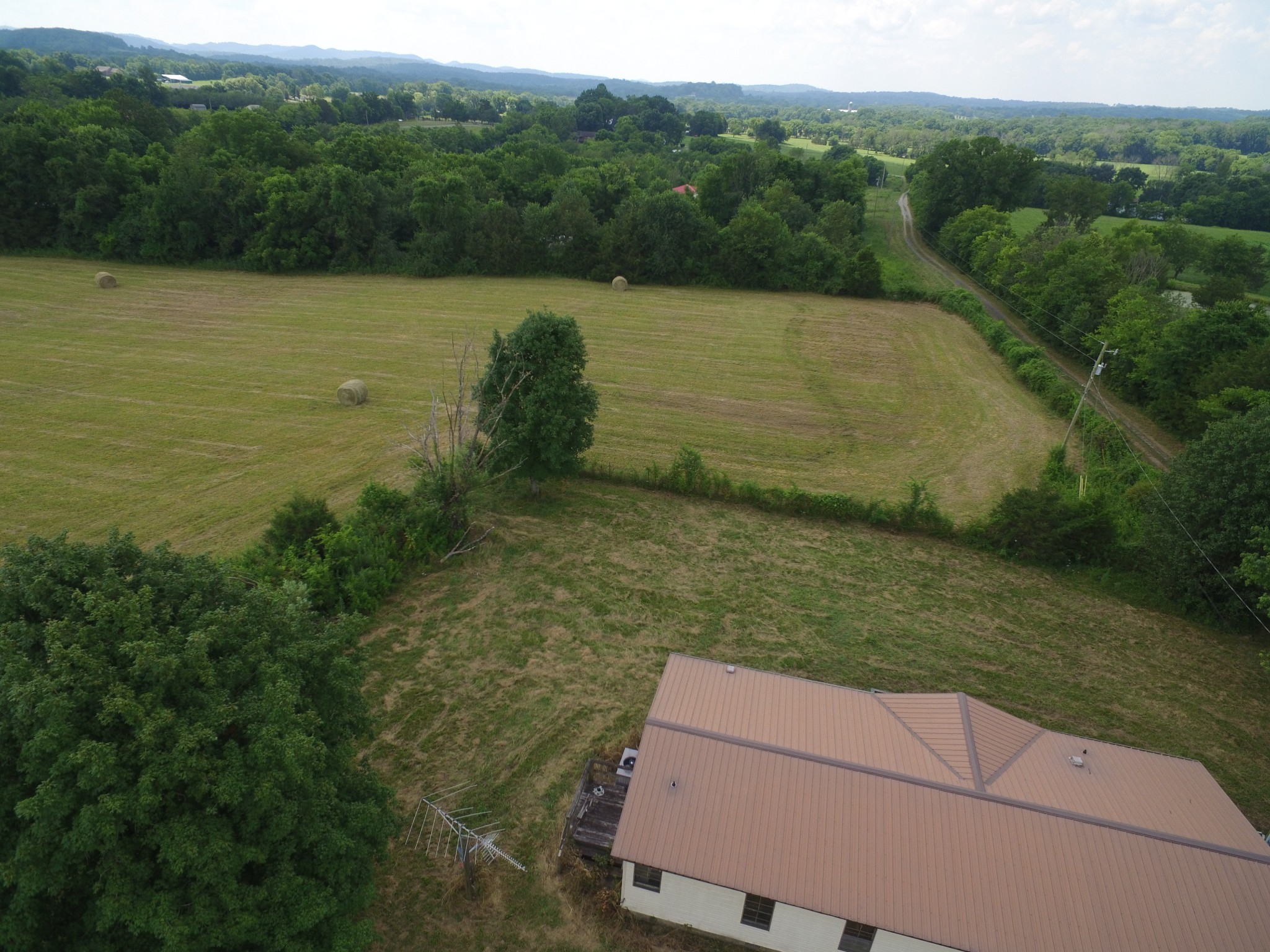 1387 Young Rd
