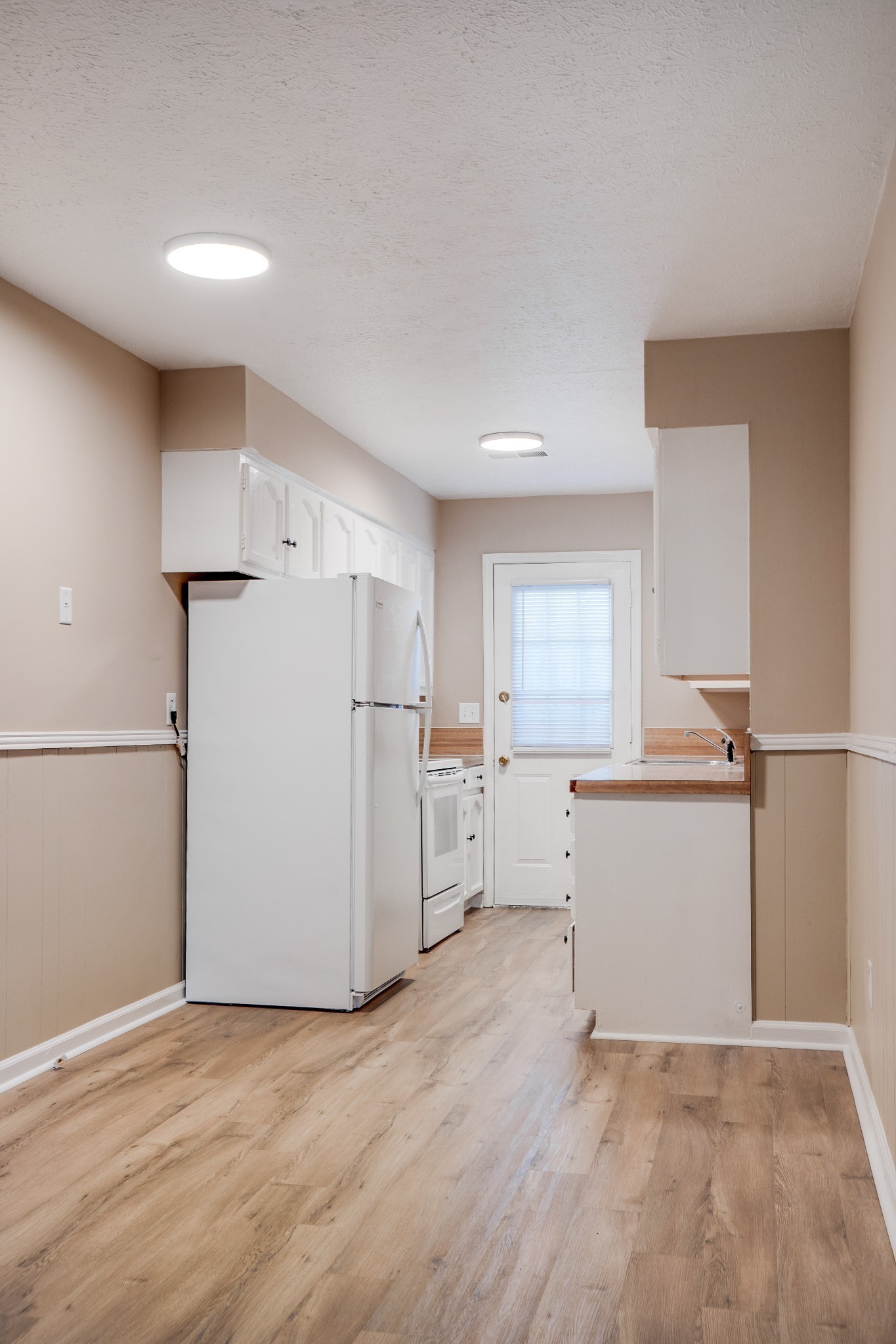 1188 Meadowview Drive