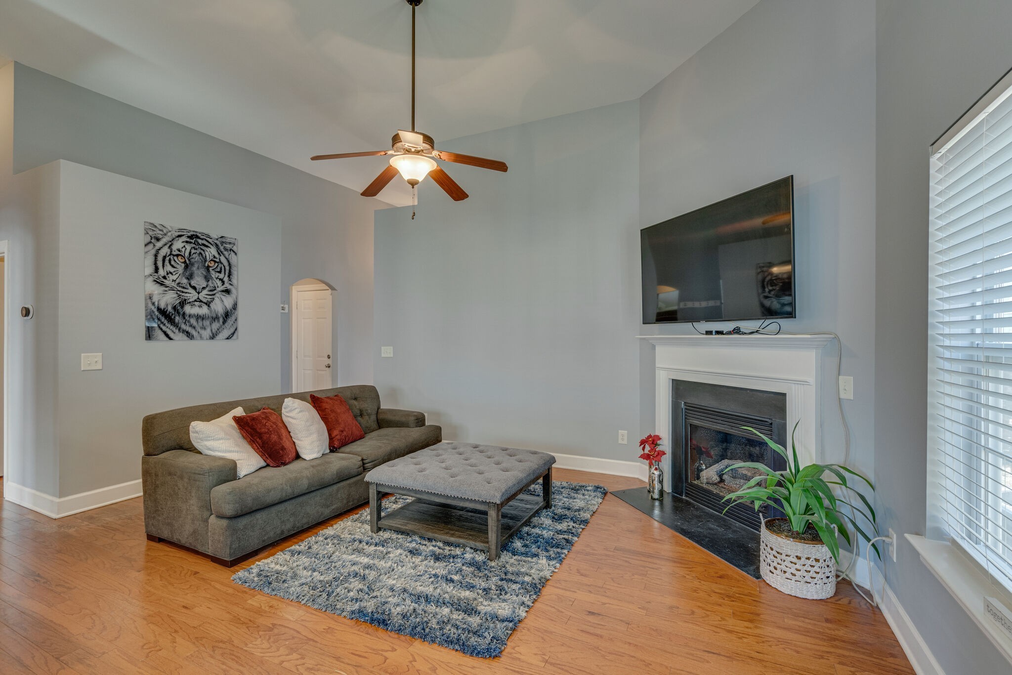 Madison, Tennessee 37115, United States, 3 Bedrooms Bedrooms, ,2 BathroomsBathrooms,Residential,Pending,143391