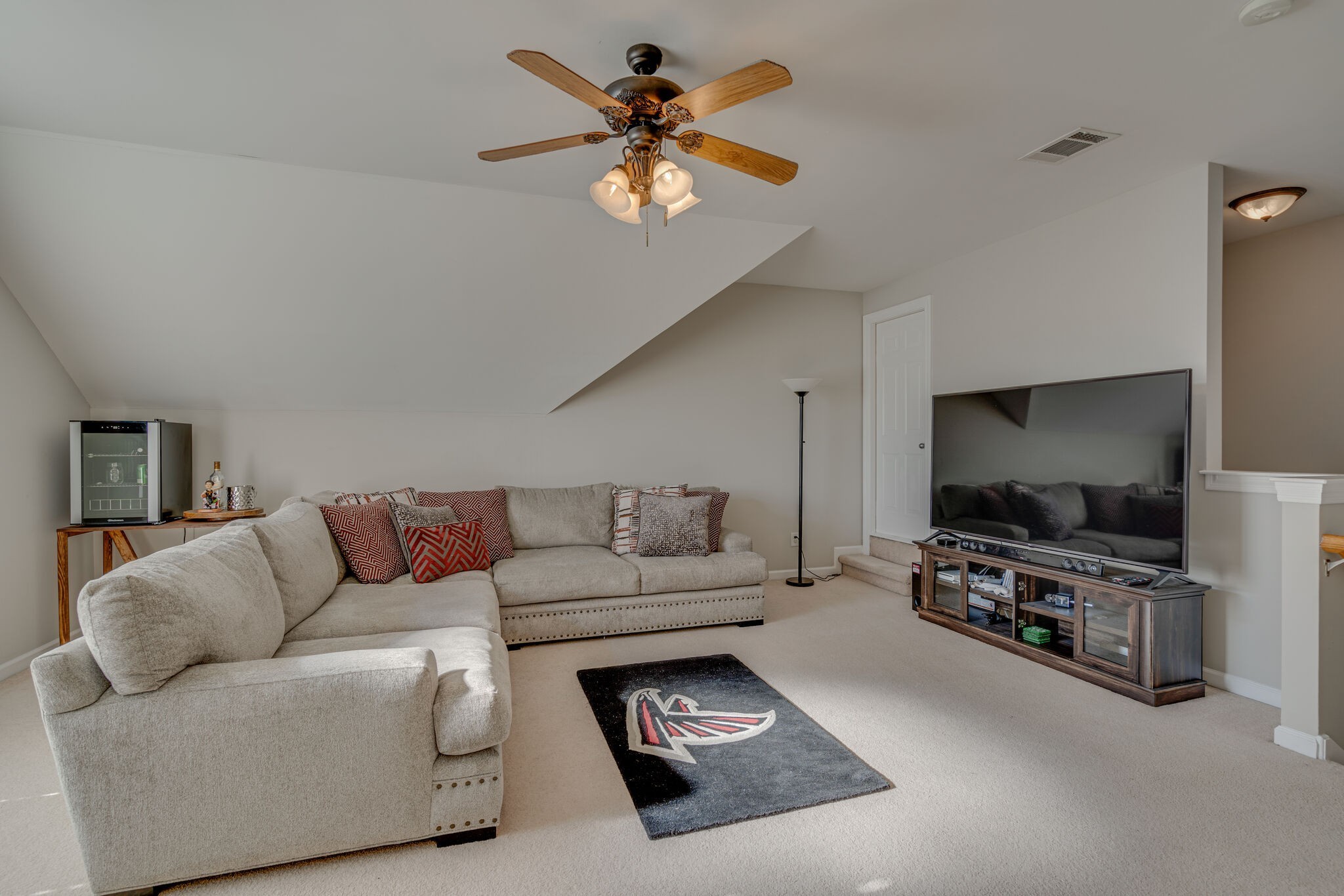 Madison, Tennessee 37115, United States, 3 Bedrooms Bedrooms, ,2 BathroomsBathrooms,Residential,Pending,143391