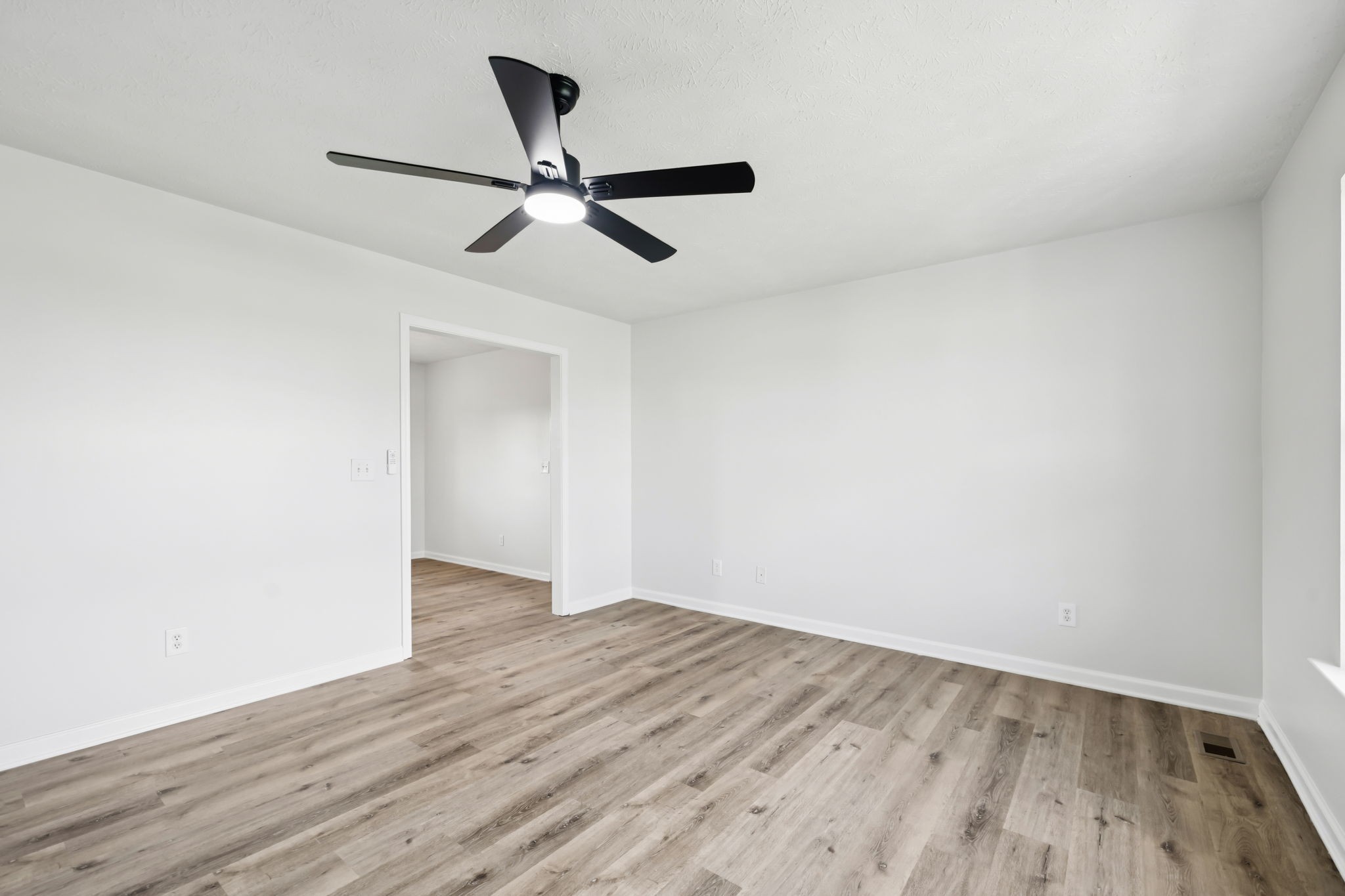 3018 Ridgewood Dr