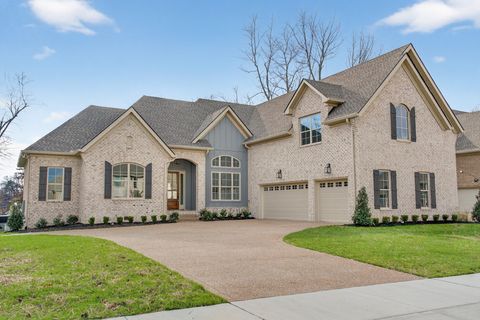 Photo of 124 Scarsdale Dr S, Hendersonville, TN 37075 (MLS # 3067984)