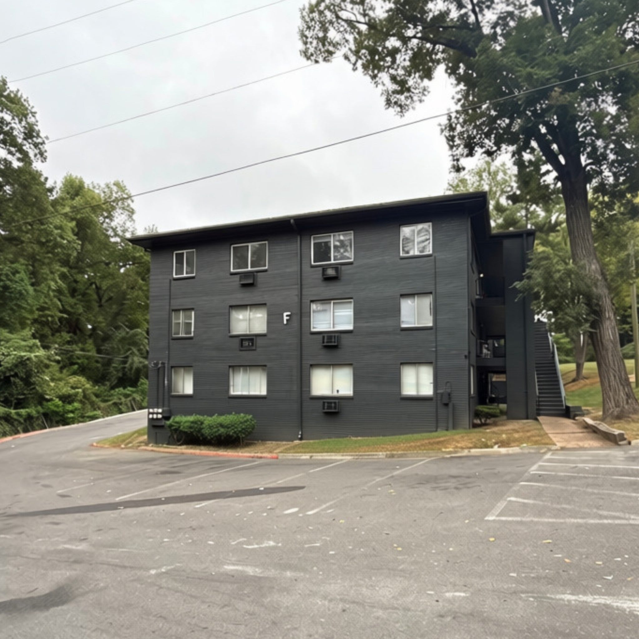550 Harding Place F110