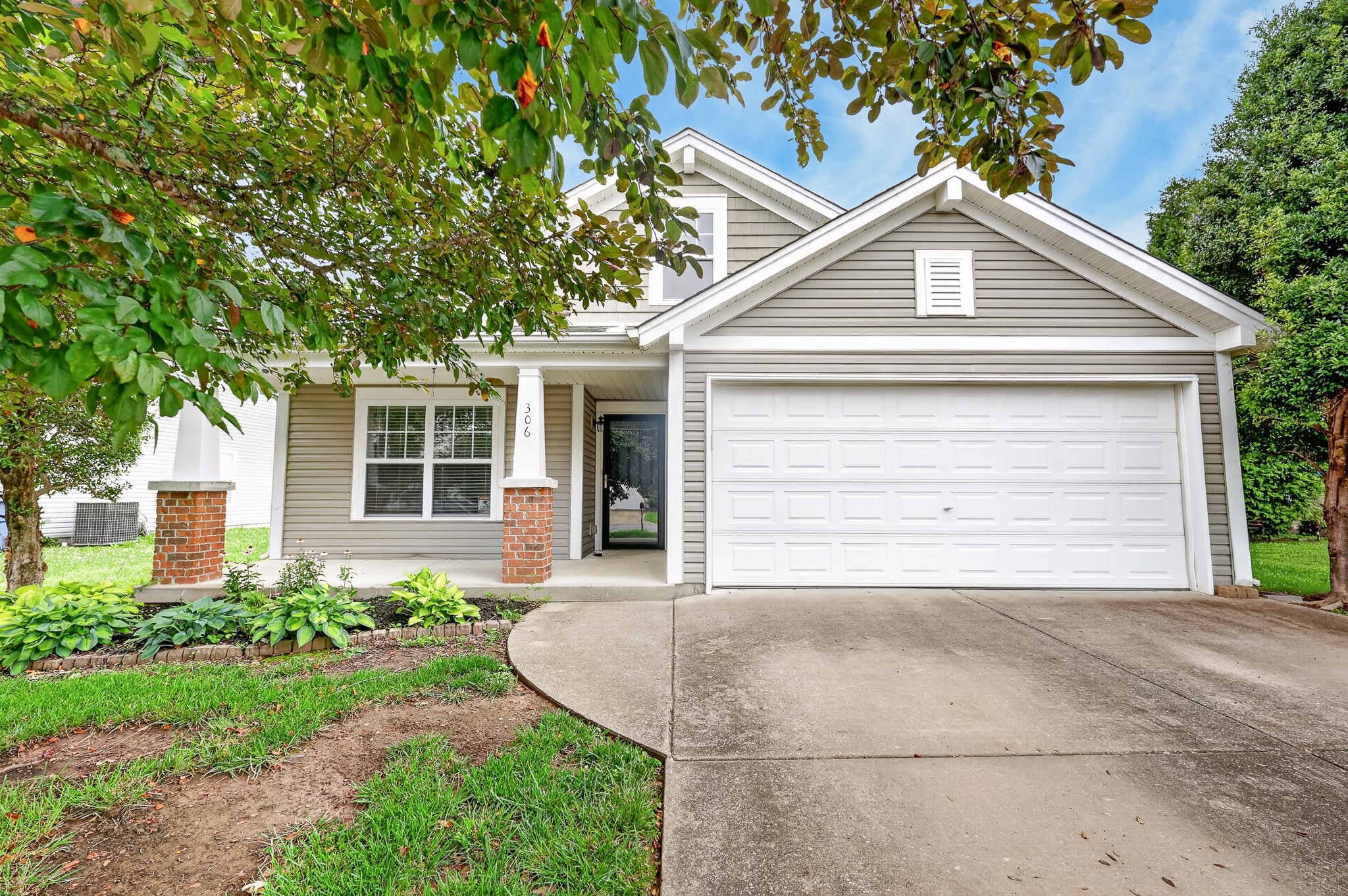 306 Stewart Springs Dr