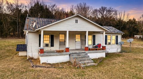 344 Hogans Creek Rd Carthage TN 37030