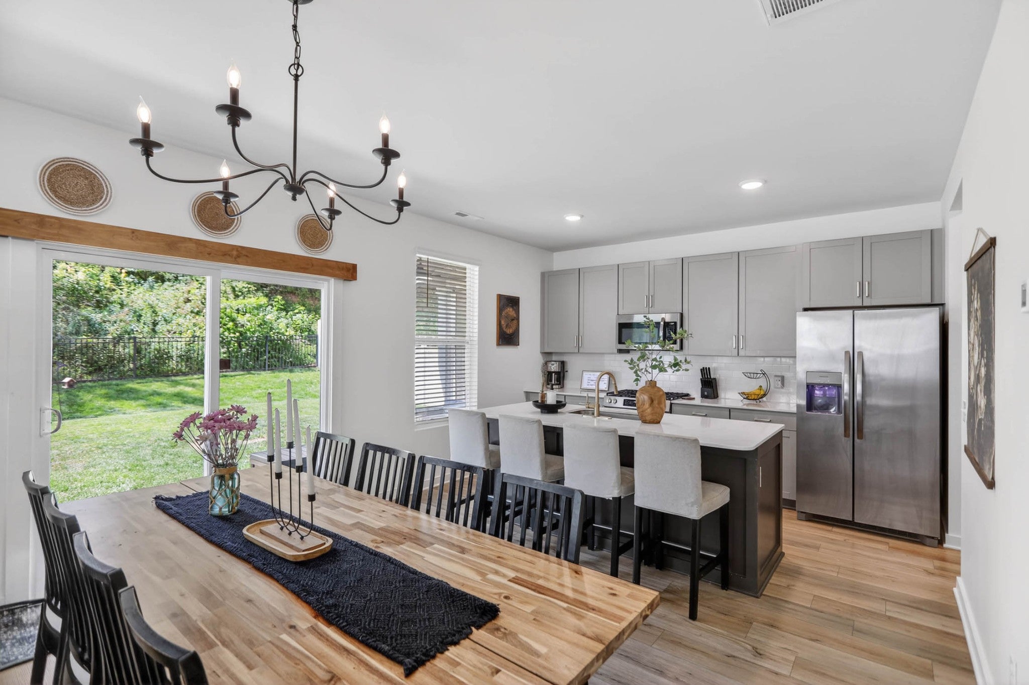 607 Ballard Dr