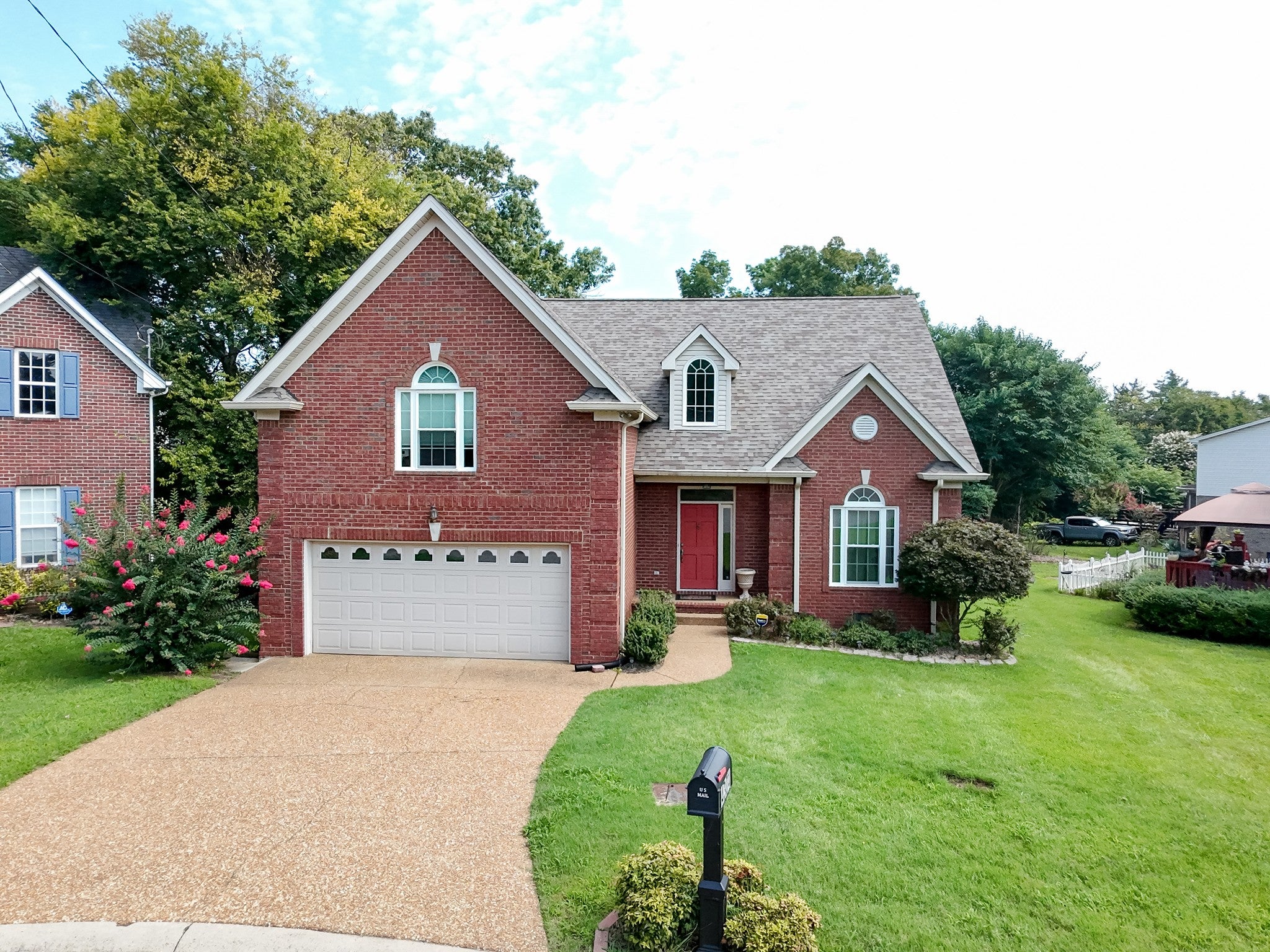 4304 Cambridge Dr