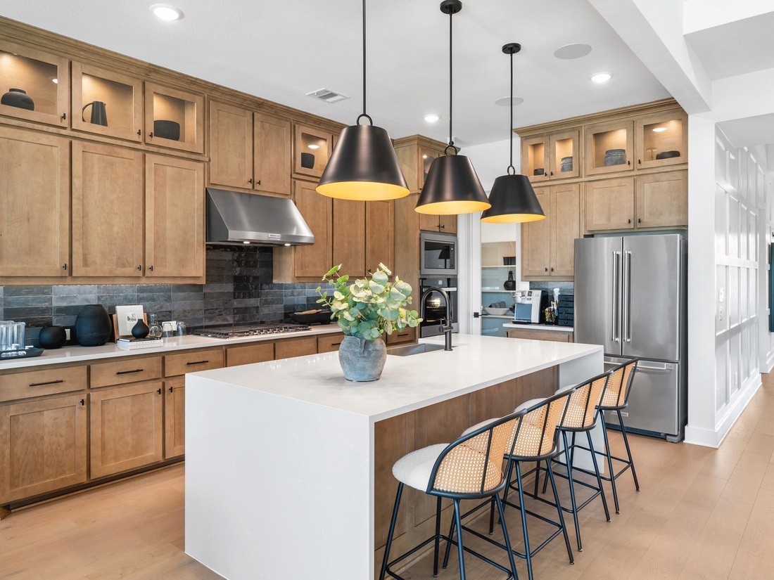 1433 Round Hill Lane